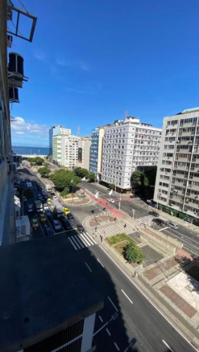 Copacabana - 300m da Praia - Ônibus na porta